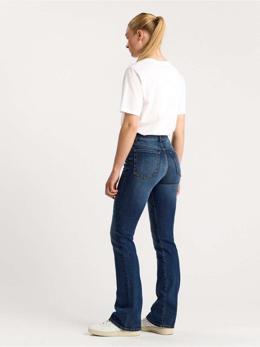MIRA Curve super stretch flared jeans Denim blue
